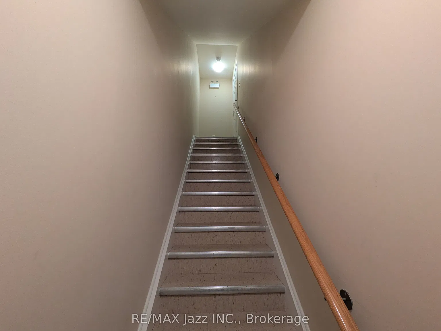 2 bed, $2,000 — Photo 4