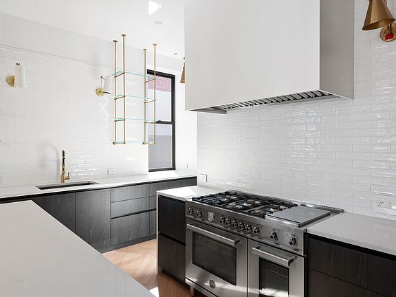 4th image of 35 E 12th St #8B