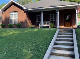 1122 6th St N, Columbus, MS 39701