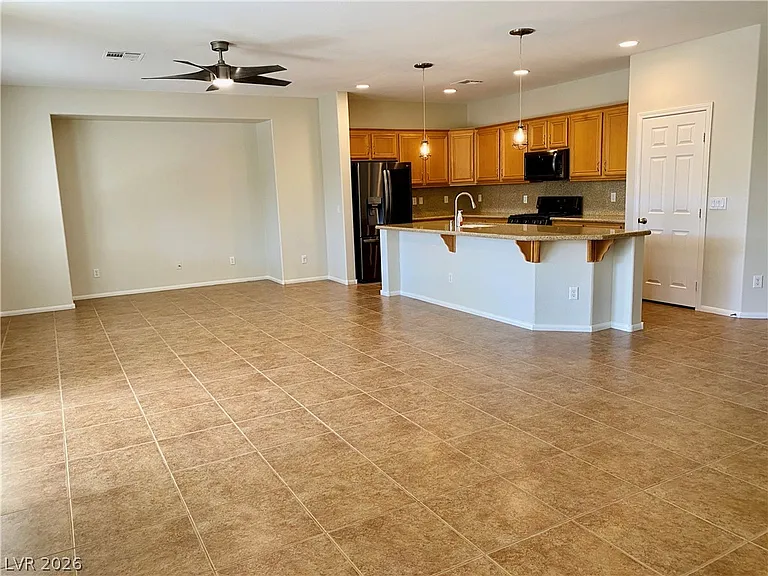 7621 Port Orchard Ave — Photo 13