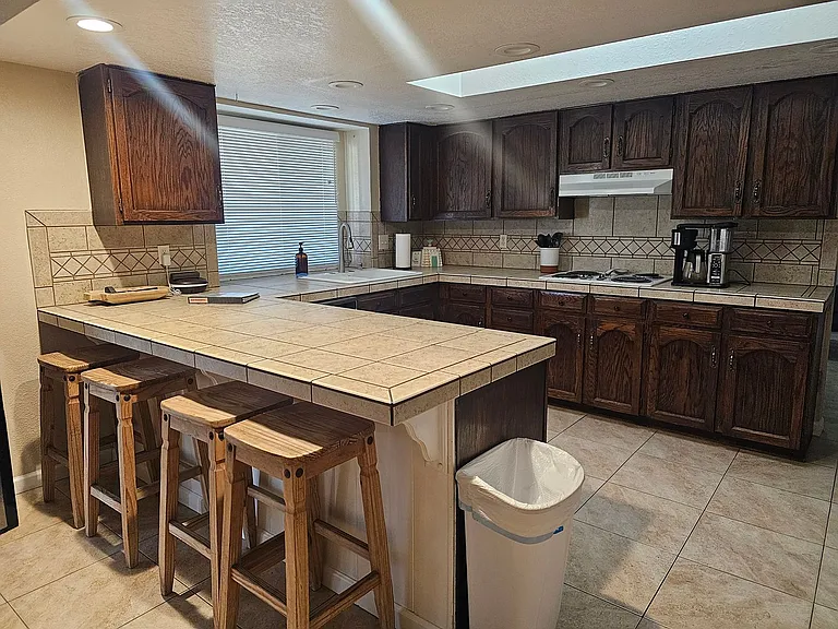 610 Manzanita Dr — Photo 12