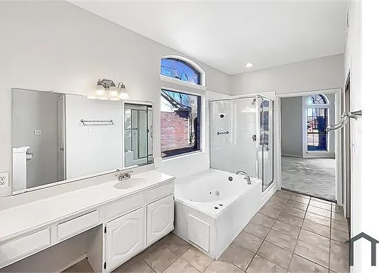5 bed, 2626 sqft, $3,800 — Photo 4
