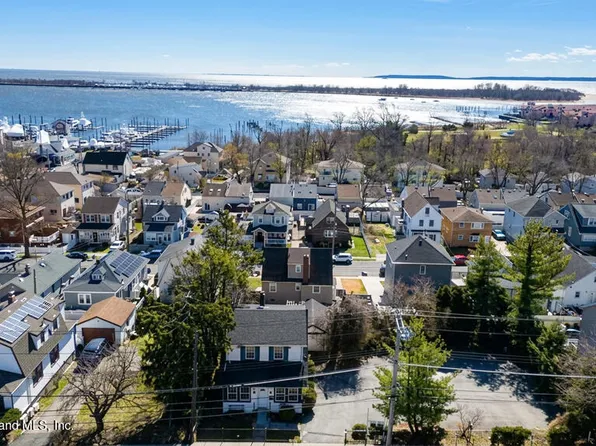 3948 Hylan Blvd, Staten Island, NY 10308