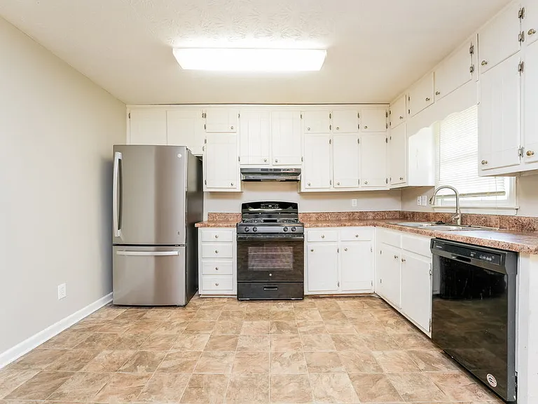 4916 Cherokee Way SE — Photo 6