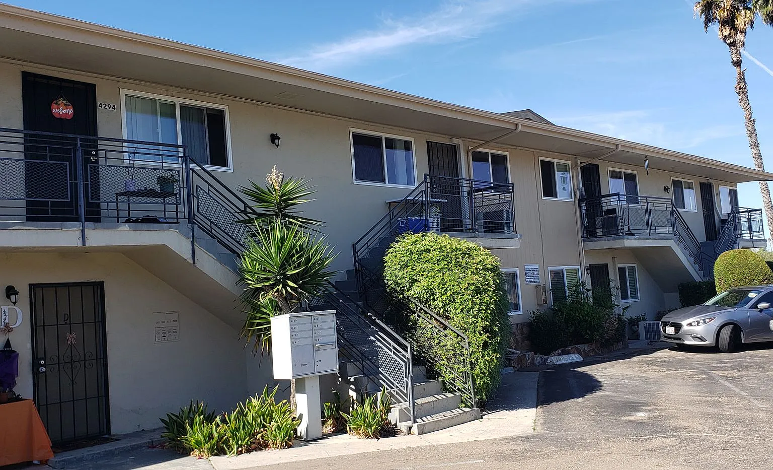 5520 - SMC Schoolridge — Photo 1