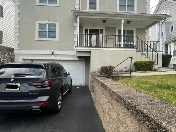 256 Summit Ave, Mount Vernon, NY 10552