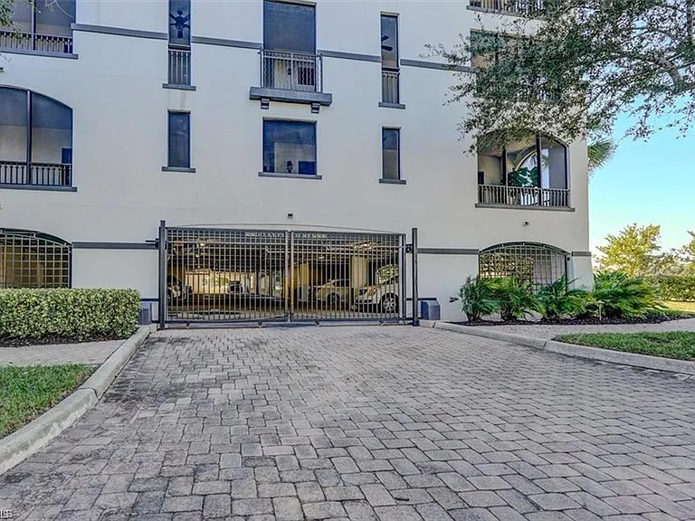 10721 Mirasol Dr #301 — Photo 23