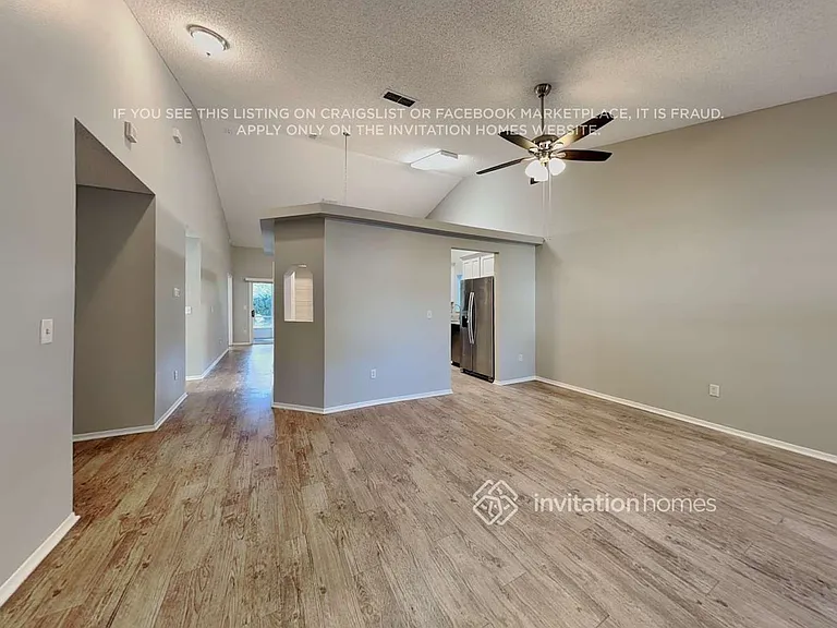 1006 Henson Ct — Photo 5