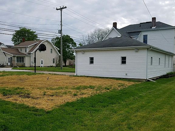 4th image of 223 N Franklin St