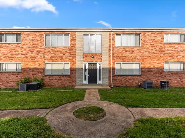 4251 Tholozan Ave, Saint Louis, MO 63116