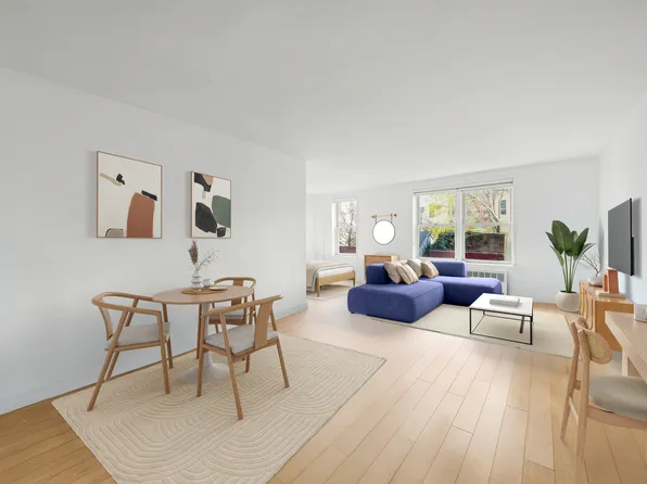 651 Vanderbilt Street image 2 of 13