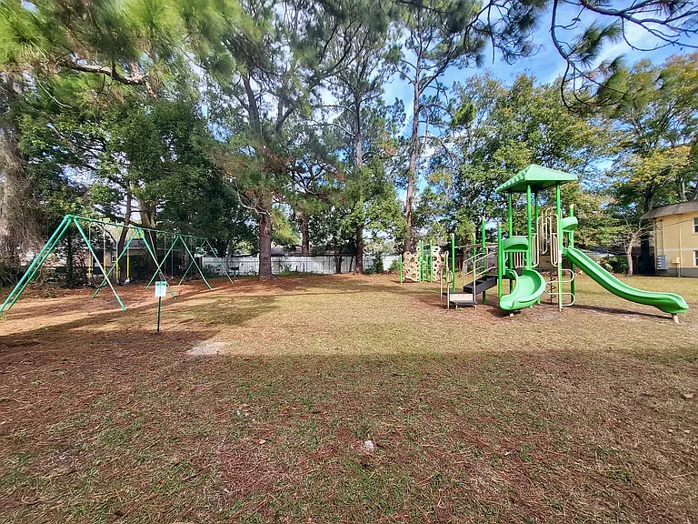 3818 Almeda St #A — Photo 11