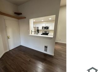 215 100th St SW APT D201, Everett, WA 98204