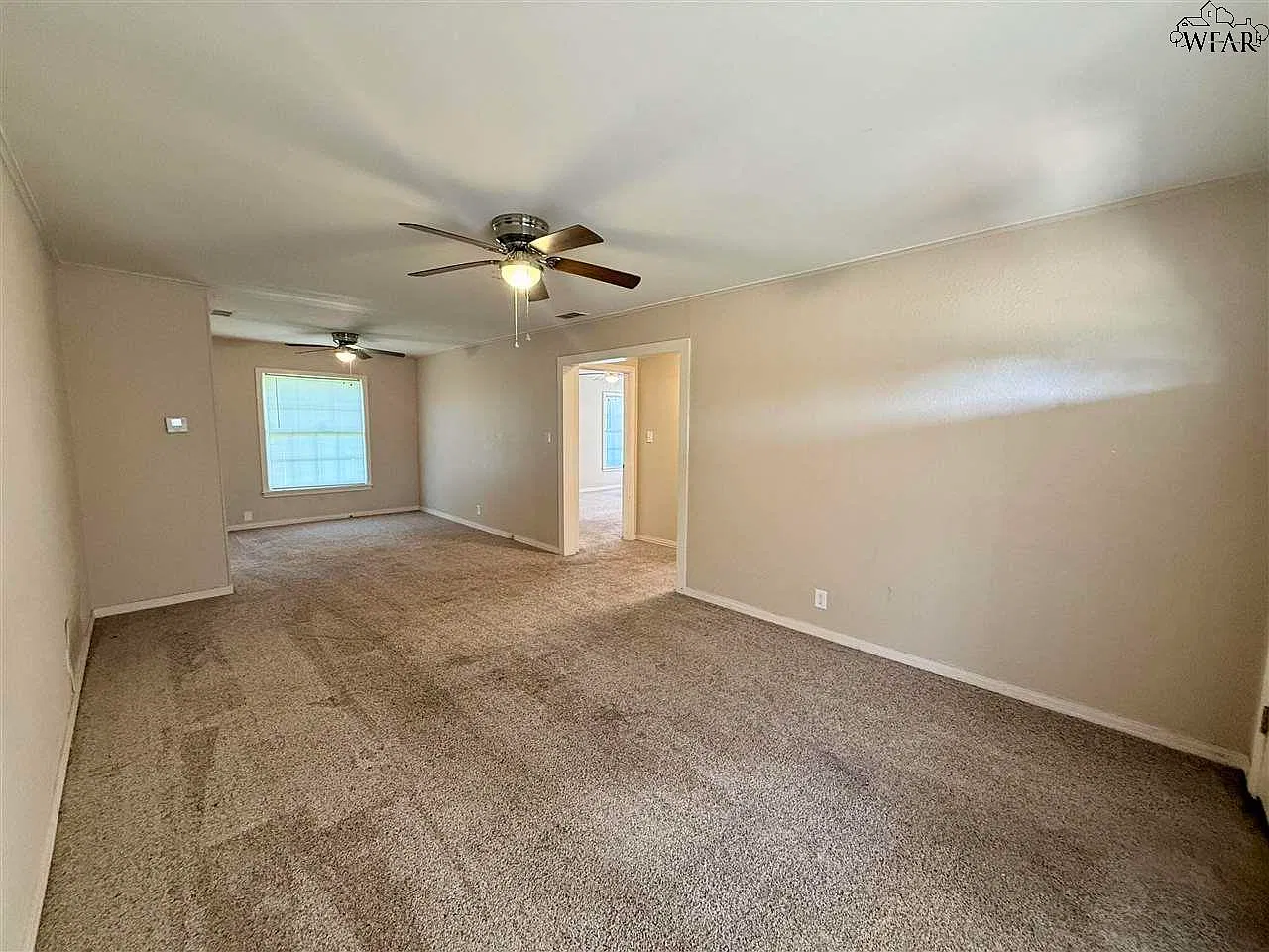 2 bed, 1.0 bath, 952 sqft, $1,250 — Photo 2