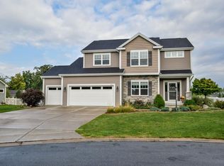 305 Erin Ct, Cottage Grove, WI 53527