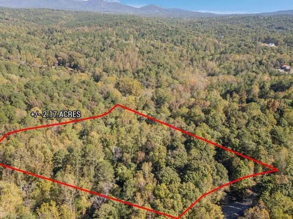 458 Cherokee Wood Hollow Dr, Ball Ground, GA 30107