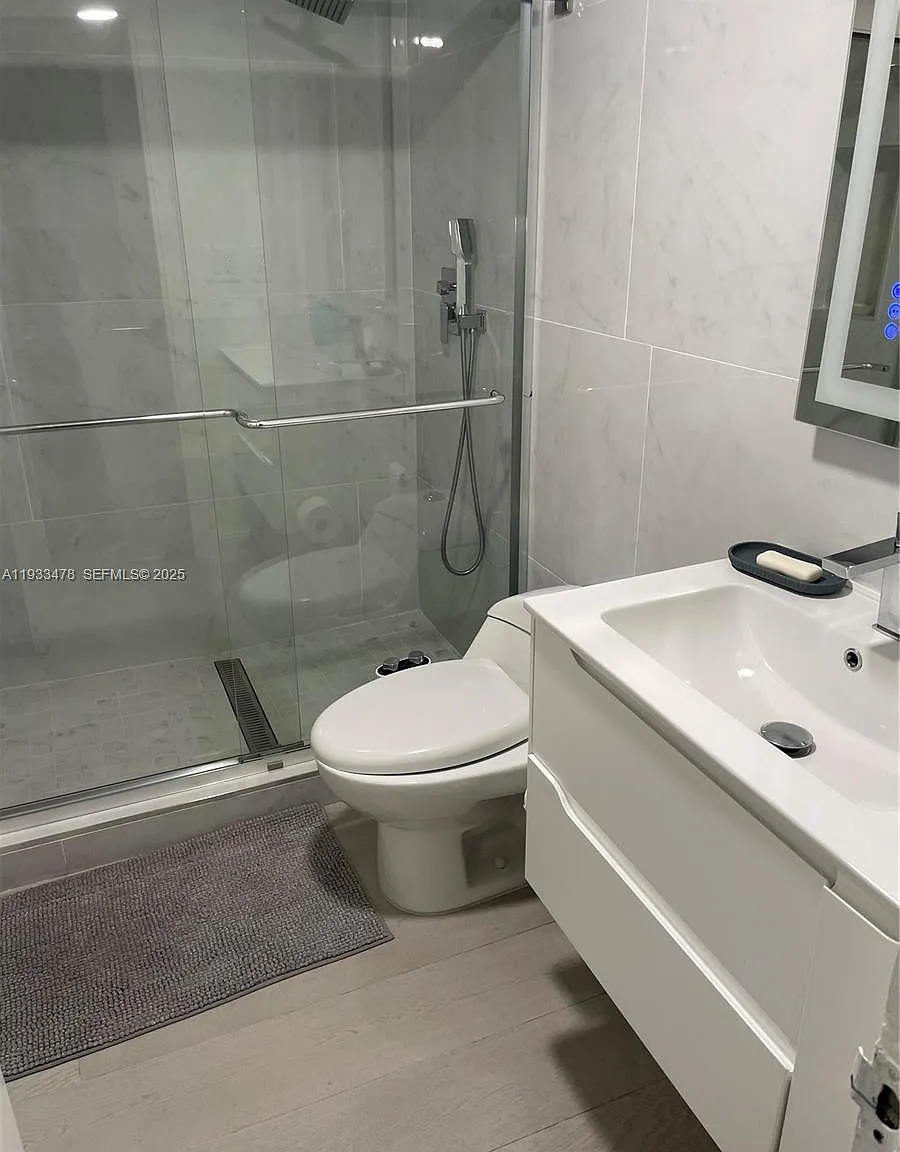 Parker Plaza Condo Estate — Photo 4