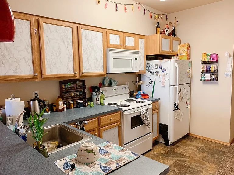 1016 N Garden St — Photo 3
