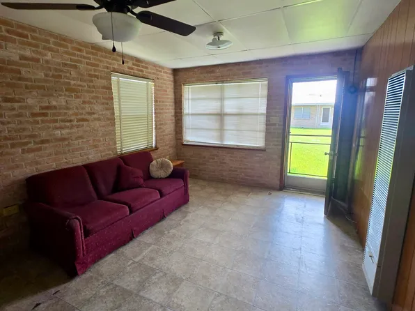 112 E 6th St #112, San Juan, TX 78589