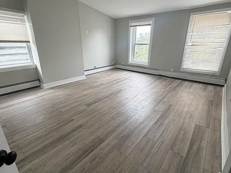 155 W Main St #3C — Photo 5