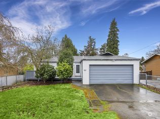 19835 105th Ave SE, Renton, WA 98055