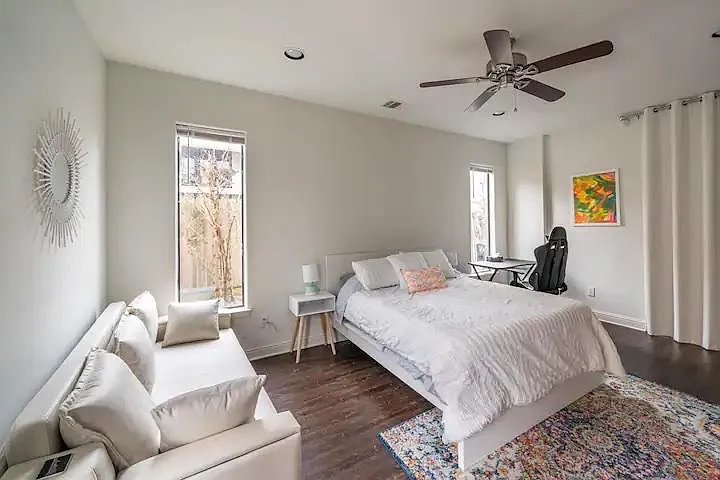 5202 Rose St — Photo 29