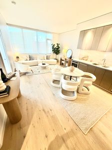 2510 6th Ave UNIT 809, Seattle, WA, 98121
