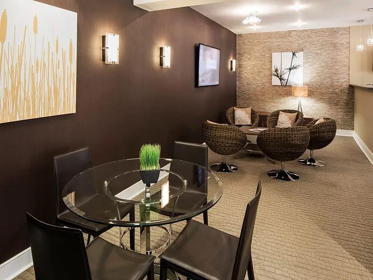 clubroom-view-of-seating
