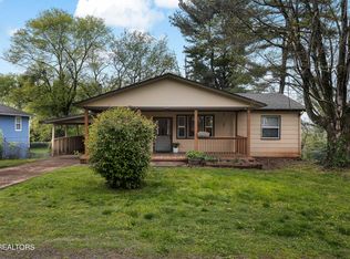 1023 E Red Bud Rd, Knoxville, TN 37920