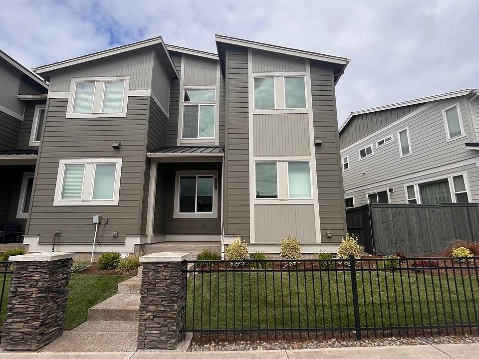 1st image of 4026 SE Century Blvd