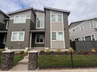 4026 SE Century Blvd, Hillsboro, OR