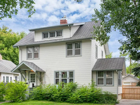 1710 University Ave, Grand Forks, ND 58203