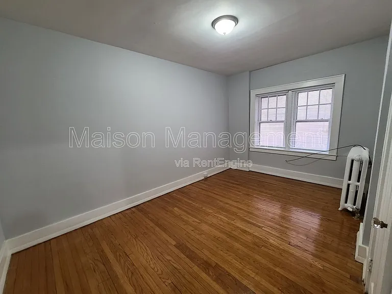 693 Park Ave #11 — Photo 2