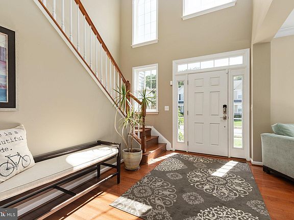 4th image of 7532 San Diego Ct