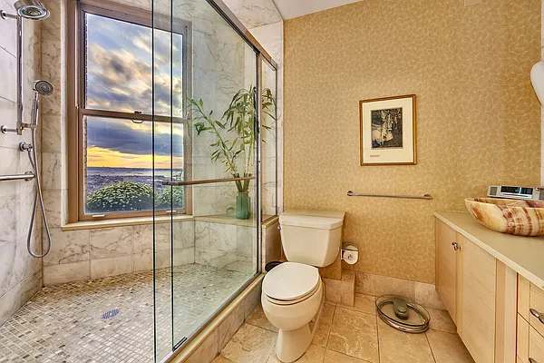 Sold by The Bamberger Group | media 38