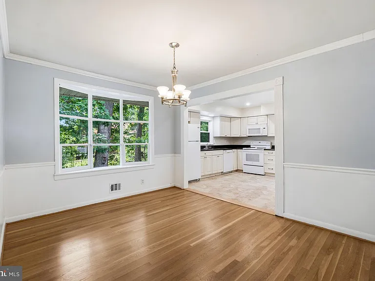 9017 Saint Andrews Pl — Photo 10