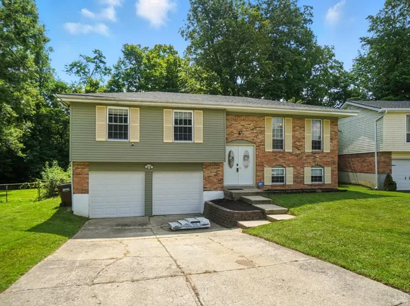 9816 Greenriver Dr, Cincinnati, OH 45231