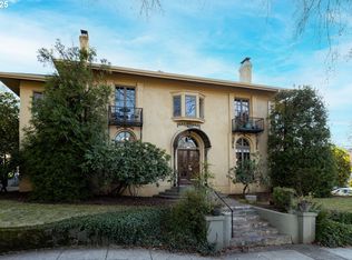 1610 NE Tillamook St APT 3, Portland, OR 97212