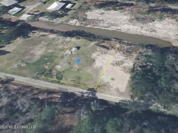 3rd image of 3527 Morrow Dr