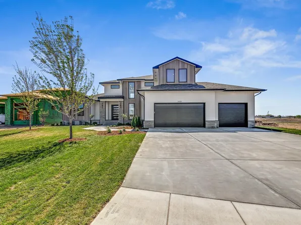 2420 N Doris Cir, Wichita, KS 67205