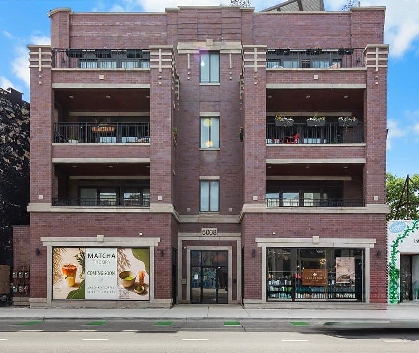 1st image of 5008 N Lincoln Ave APT 3S