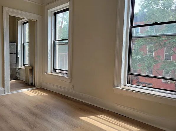 223 Sackett St #3F