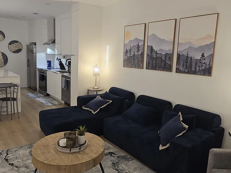 1701 Simond Ave #315 — Photo 10