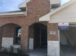 9137 Saint Barts Rd, Fort Worth, TX 76123