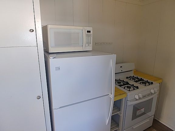 2nd image of 4355 Marlborough Ave #4357