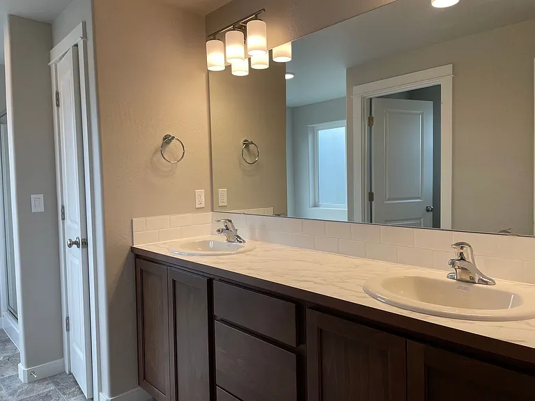1131 Rutherford Dr — Photo 20