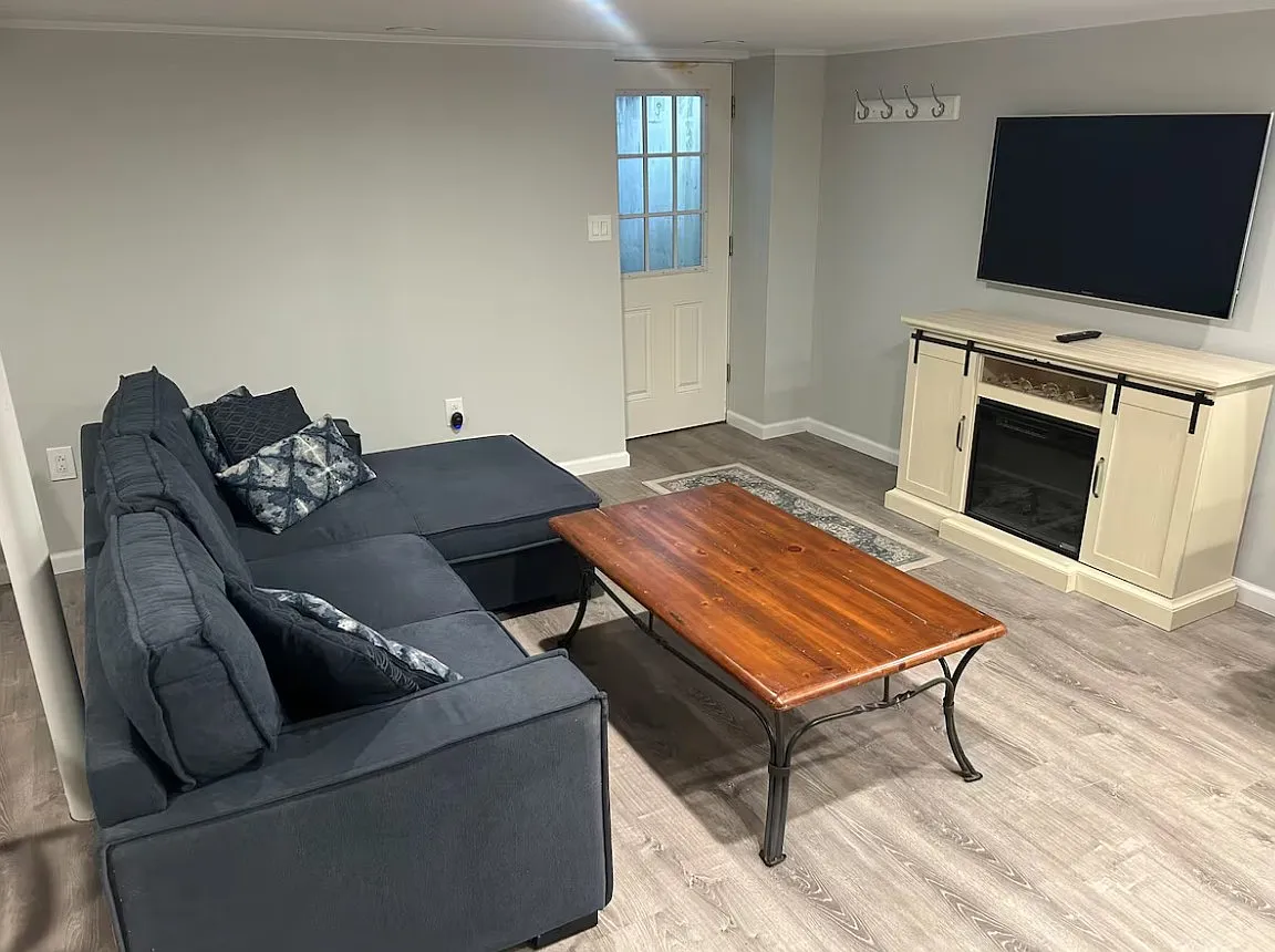 2 bed, 1550 sqft, $2,275 — Photo 2