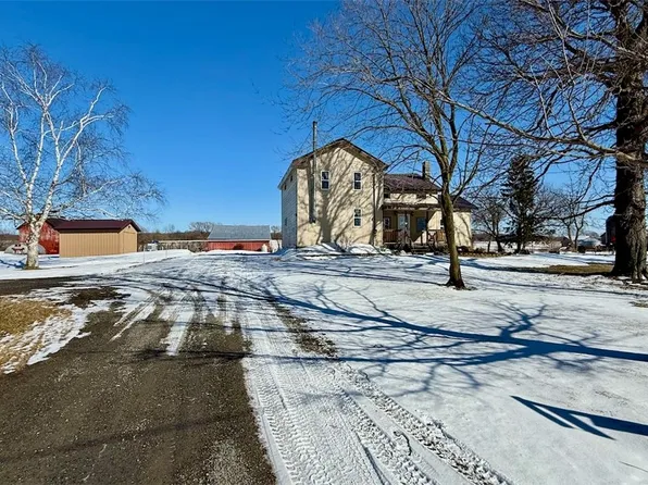 2560 Burns Rd, Venice Center, NY 13147