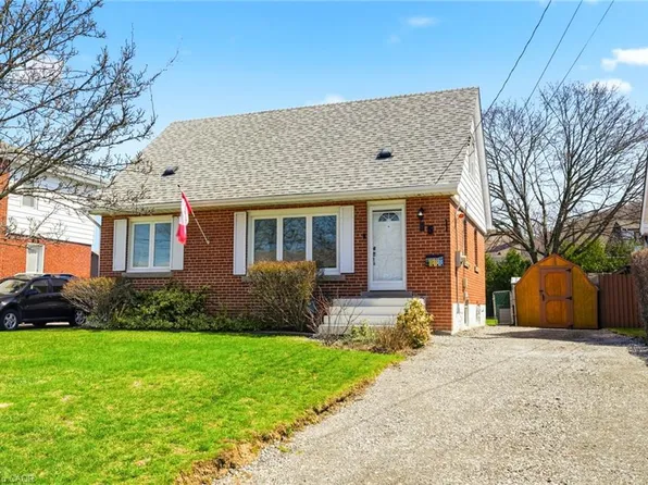 15 Roselle Pl, Hamilton, ON L8G 1R2