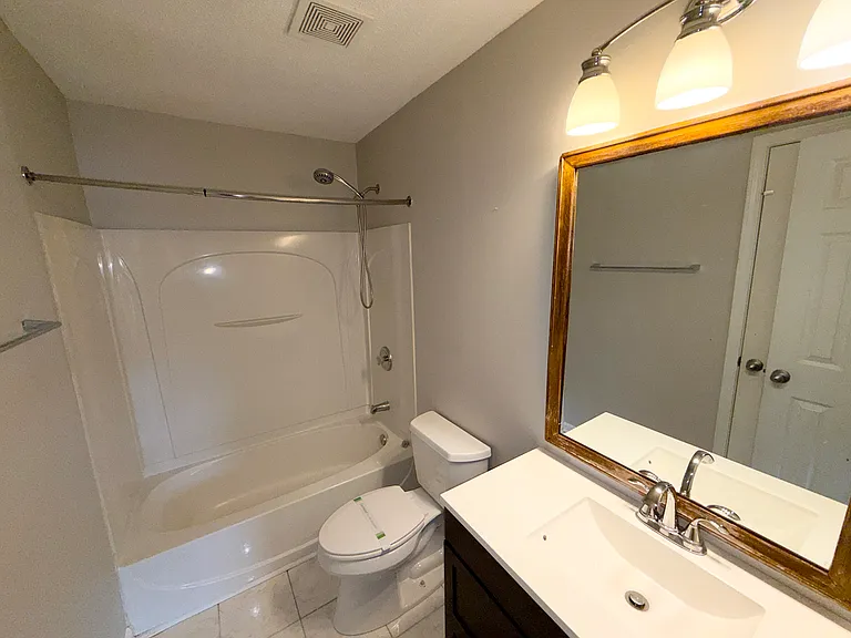 246 Azalea Cir — Photo 18